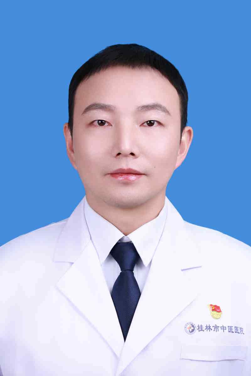 劉剛 