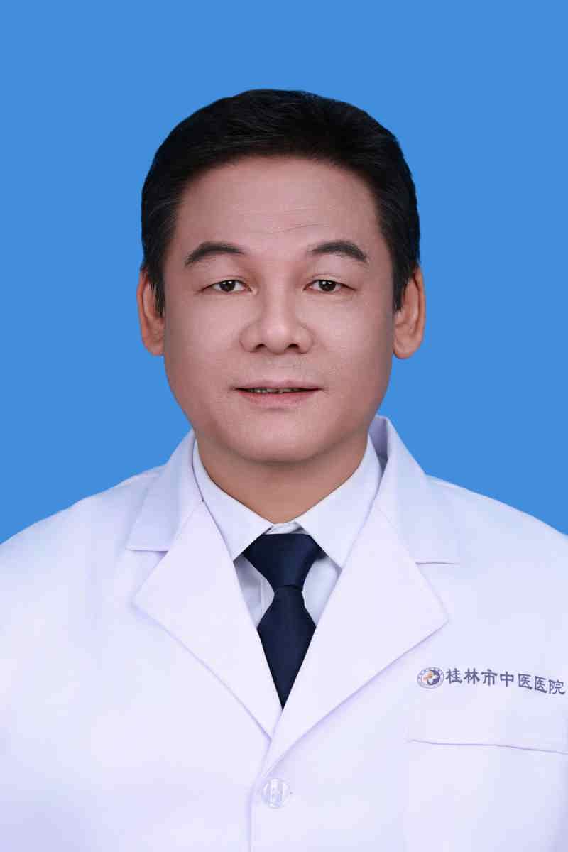 魯明 