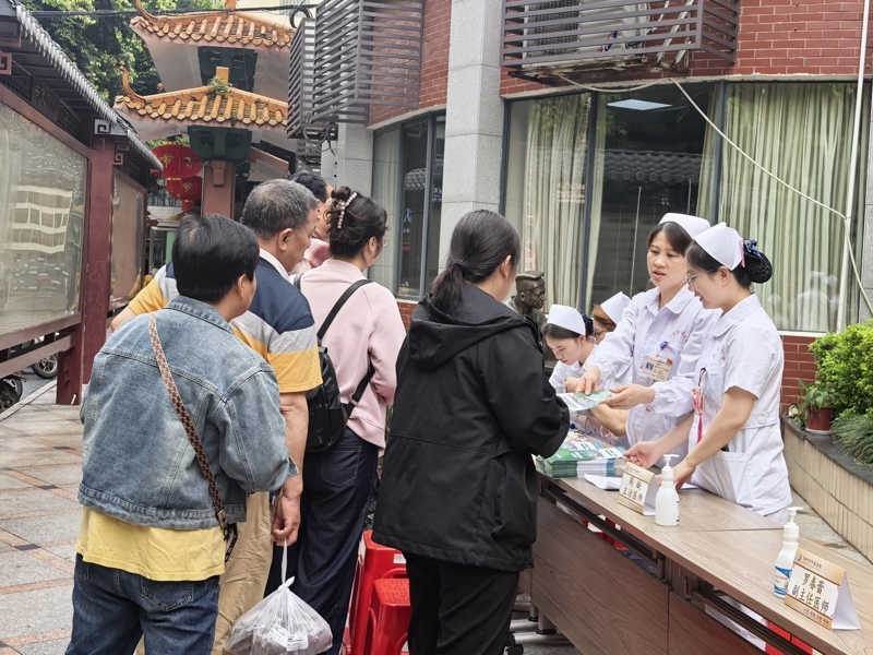 桂林市中醫(yī)醫(yī)院肺病科黨支部開展“世界無煙日”系列活動(dòng)